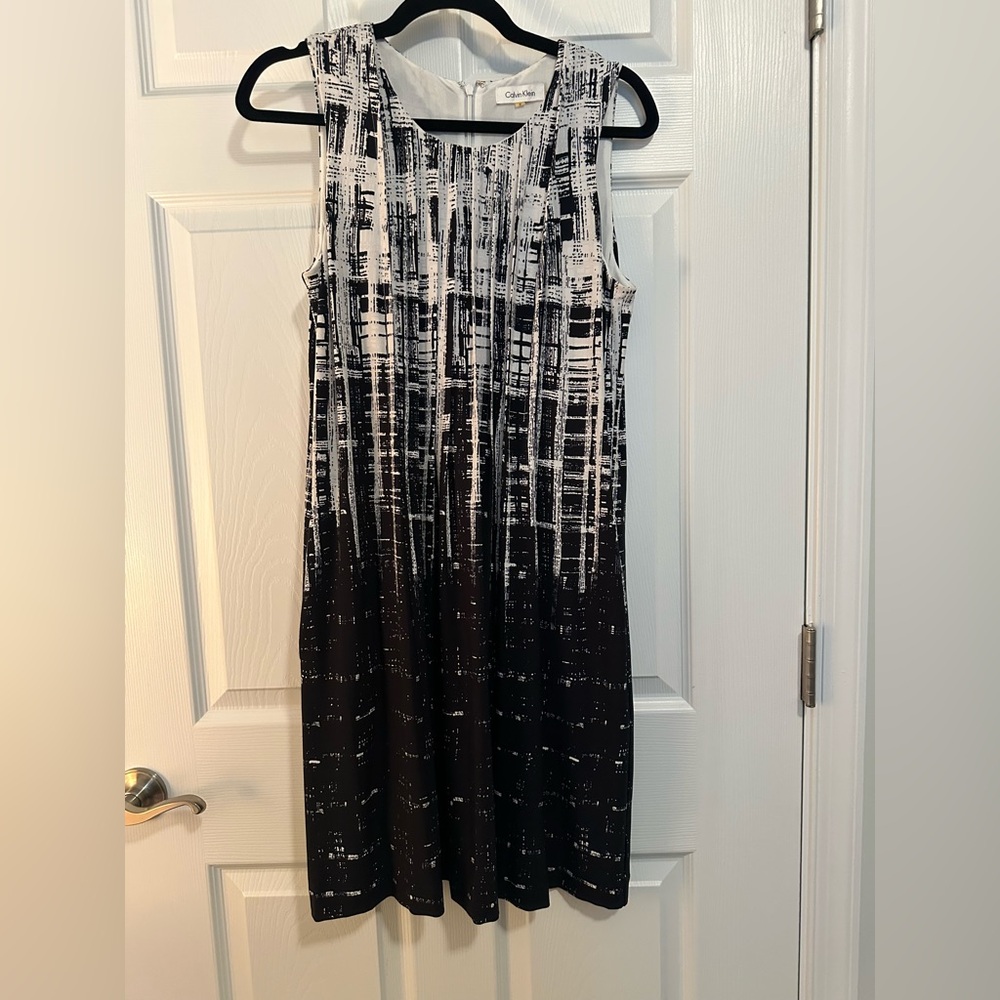 EUC Calvin Klein Black and White Sleeveless Dress